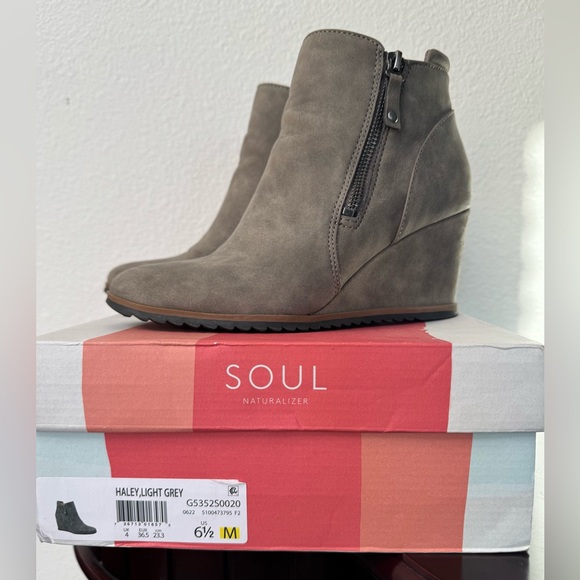Soul Naturalizer Haley booties light gray size 6.5 🩶🩶 - Picture 3 of 12